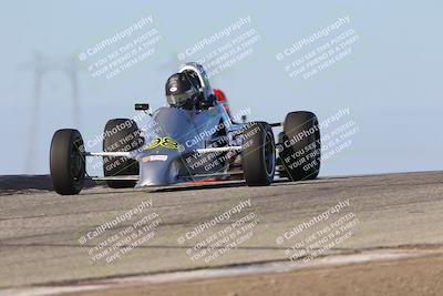 media/Oct-26-2025-CalClub SCCA (Sun) [[8ce1e69566]]/Group 6/Grapevine/